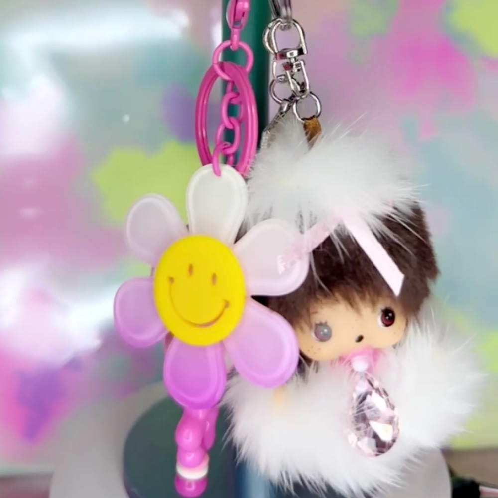 Charming Pink and Yellow Flower Keychain